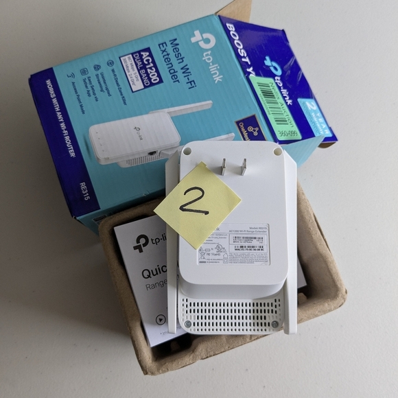 TP-Link AC1200 RE315 Wi-Fi Extenders - Picture 10 of 16